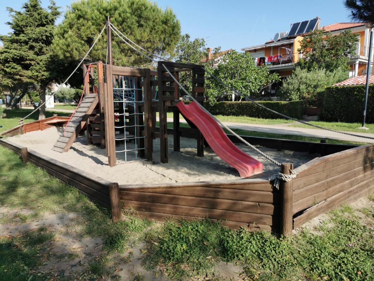 Novigrad Istria Ivan B&B, 5 Star Superior Room, Near The See And Park מראה חיצוני תמונה