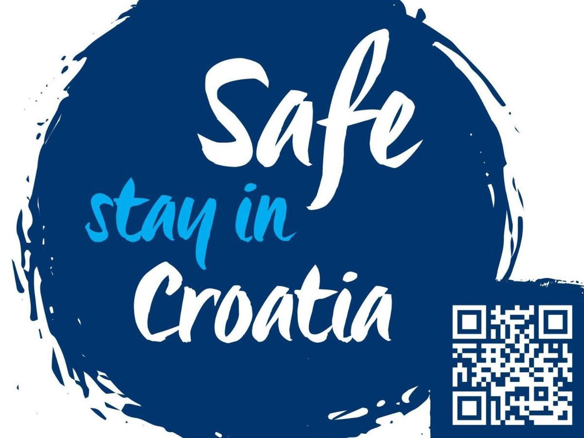 Novigrad Istria Ivan B&B, 5 Star Superior Room, Near The See And Park מראה חיצוני תמונה